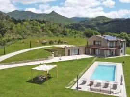 Villa Poggio ai Sassi-Private Villa & Pool