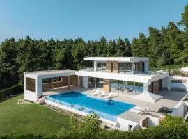 F & B Summer Collection - Family Villa