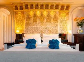 El Refugio Apartments & Villa