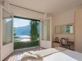 The Secret Lake View by Rent All Como