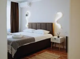 Central 1BR Near Piața Centrală & Bus Station