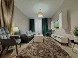 Dorian's Apartments - Velvet