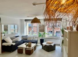 Lichtrijk en sfeervol appartement Centrum Knokke, hotell sihtkohas Knokke-Heist