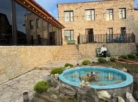 Happy House Hotel