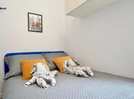 MMRent Kitty Cat Room