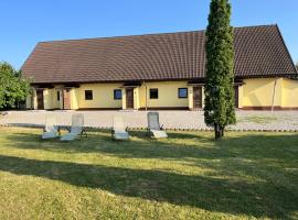 Garden Inn, hostel v destinaci Onești