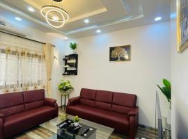 Gr appartements, готель у місті Котону