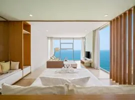 Sunrise Pearl Beach Home