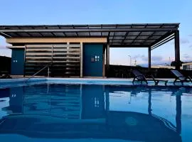 Casa Privada Vacacional a 2m del Aeropuerto Eden, 20m Parque Del Cafe y Armenia tiene Pisicna, Jacuzzy 3HA By Molca Xperiences