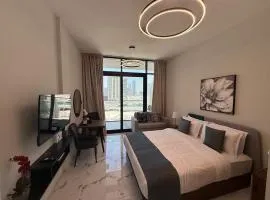 Maryah Island Studio Near Galleria Mall & ADGM by Central Stay