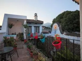Colonial flat with Parking Terrace Netflix