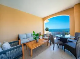 Condo Surf 405 - Luxury Oceanview Beachfront 3 BR with Gym - At El Faro Condos