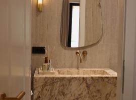 Caleda Rooms - Boutique Stay in Dubrovnik Center, serviced apartment in Dubrovnik