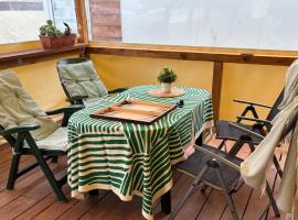 Каравана Рапунцел - Rapunzel Caravan, khu glamping ở Balchik