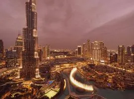 Luxury 2BR Burj Fountain View Walk to Dubai Mall