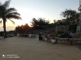 Angelikis Shared Home, hotel v destinaci Pírgos