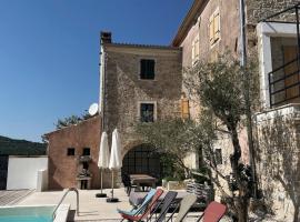 Villa Olivi - a natural paradise near Motovun, hotel v destinaci Brkač