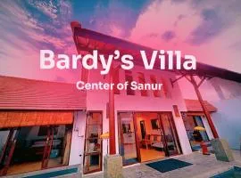 Brady's 3 bedrooms Villa Center of Sanur