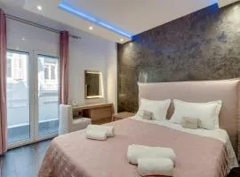 Aphrodites House Upon White Tower