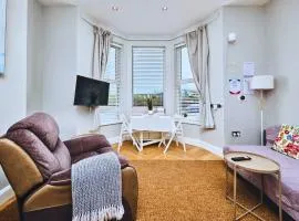 West Beach 1 - dog friendly - Portrush by the Sea