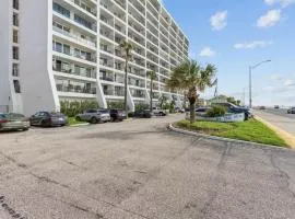 Panoramic Ocean View Condo