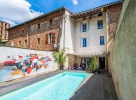 Mansion in Buzet-sur-Tarn with Pool & River, cleaning included