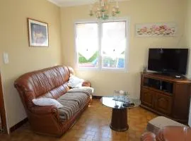 Cozy Seaside Escape in Pénestin, cleaning included