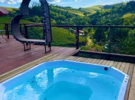 Recanto da Alegria - Casa em Cunha com Jacuzzi,Piscina,Rede,Churrasqueira,Lareira,Deck, Banco de coração