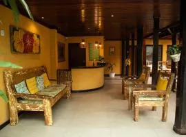 Lonier Nature INN
