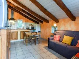 Holiday Home Saint-Beauzire near Pauillac Castle, cleaning included