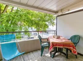 Amazing Apartment In La Rochelle With Wifi