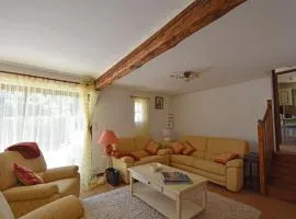 Luxe Villa in La Tour-sur-Orb, cleaning included