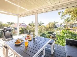 16 Grandview Cl - water views, air con and Wi-Fi