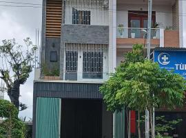 HoTel Ven Hồ, hotel in Thái Thụy