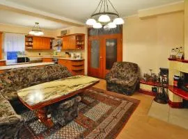 Comfortable house by the lake, Insko, cleaning included