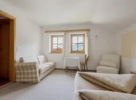 Lovely Apartment in Hainzenberg, cleaning included