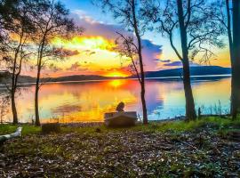 The Lake House on Amaroo, hotel in Smiths Lake