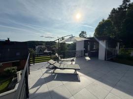 Pod Skałką, hotel in Sromowce Wyżne