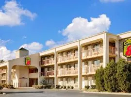 Super 8 by Wyndham Hermitage Nashville