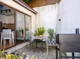 Ceahlau Cozy House with Terrace, Bbq & Free Parking