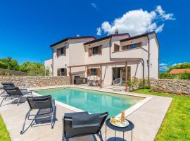 Casa del Sole ค็อทเทจในLakmartin