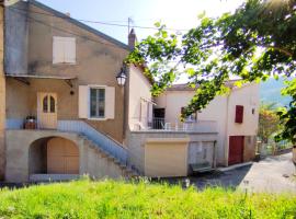 La maison rose, hotel in Versols-et-Lapeyre