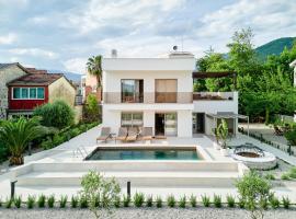 Villa A Cappella, hotel v destinaci Tivat