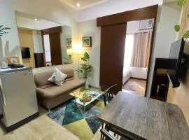 Althea's Cozy Home - Condo in Las Pinas