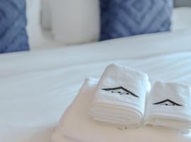 1412 Wyndham Gardens Elegant Pool Condo、ナイトンビーチのホテル