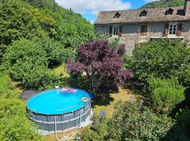 Moulin au Bord de l'Eau Calme et Nature, boende med sj&auml;lvhush&aring;ll i Saint-L&eacute;ger-de-Peyre