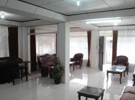 Rumah Mama Homestay Syariah、ブキティンギのホテル
