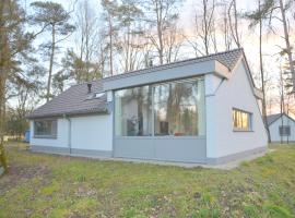 Alluring Holiday Home in Limburg near Forest, chalupa v destinaci De Horst