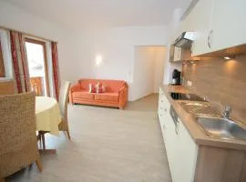 Spacious Apartment in Uderns near Ski Area