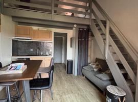 Les Cottages 1 - Appartement au bord de l'océan: Biscarrosse şehrinde bir otel